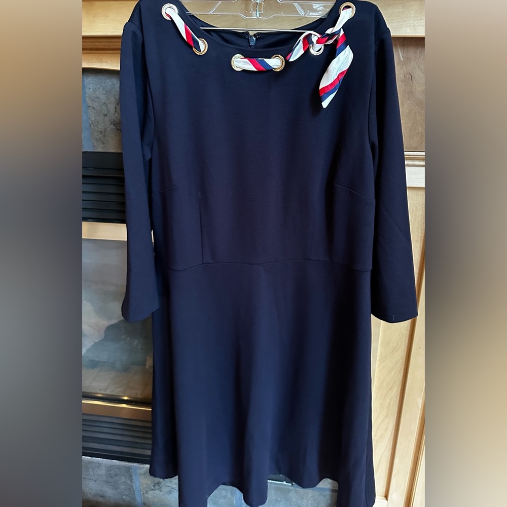 Talbots Navy Long Sleeve Dress with Scarf Accent EUC!